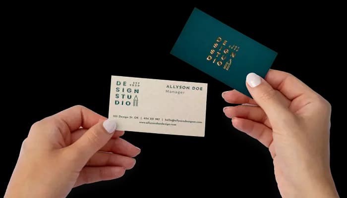 Business cards in Dubai with premium printing quality